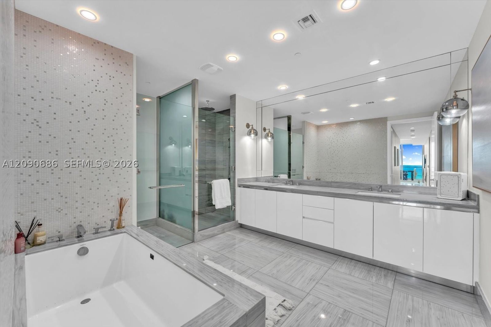 Real estate property located at 16901 Collins Ave #803, Miami-dade, Jade Signature Condo, Sunny Isles Beach, FL