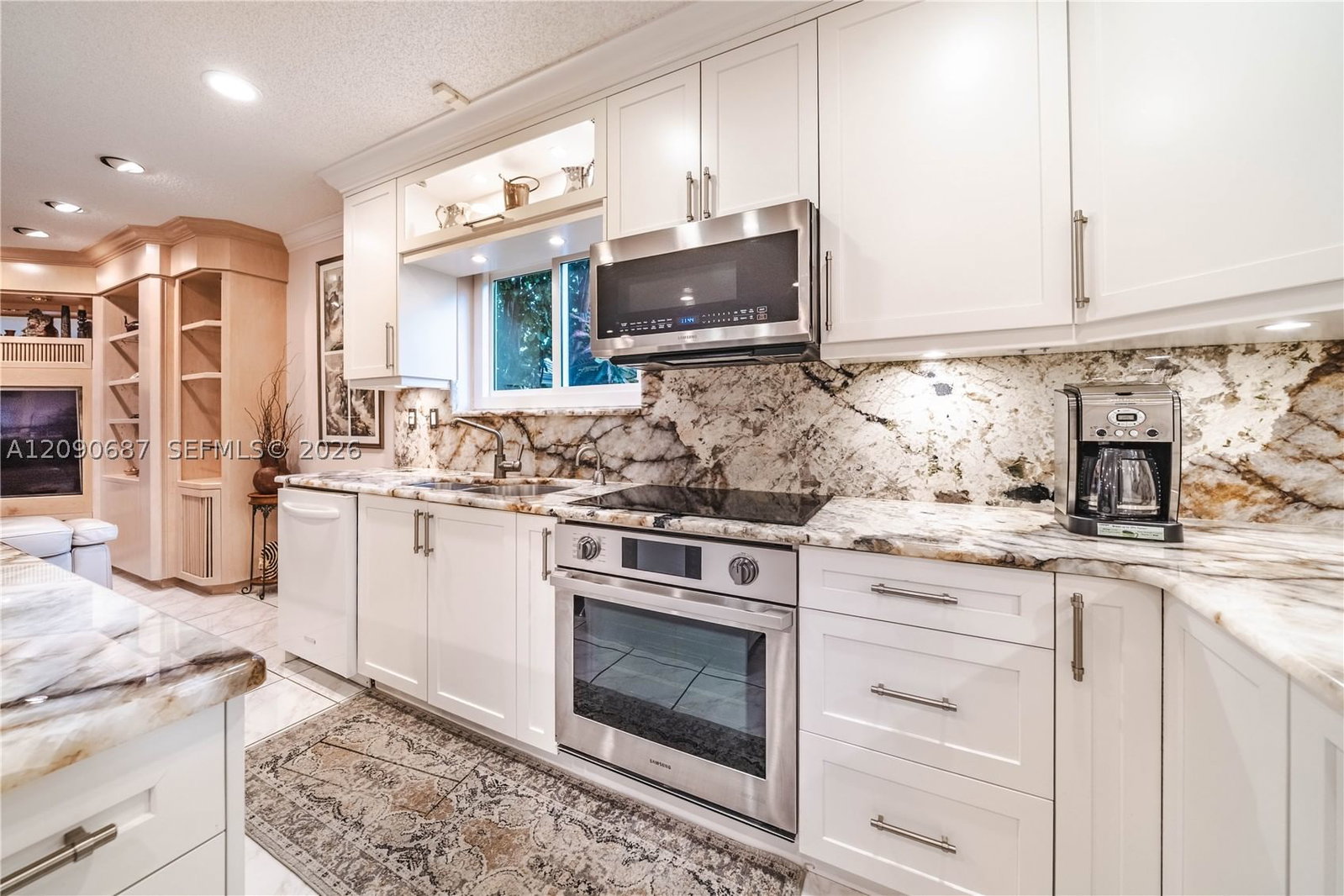 Real estate property located at 15935 82nd Ct, Miami-dade, Graham West, Miami Lakes, FL