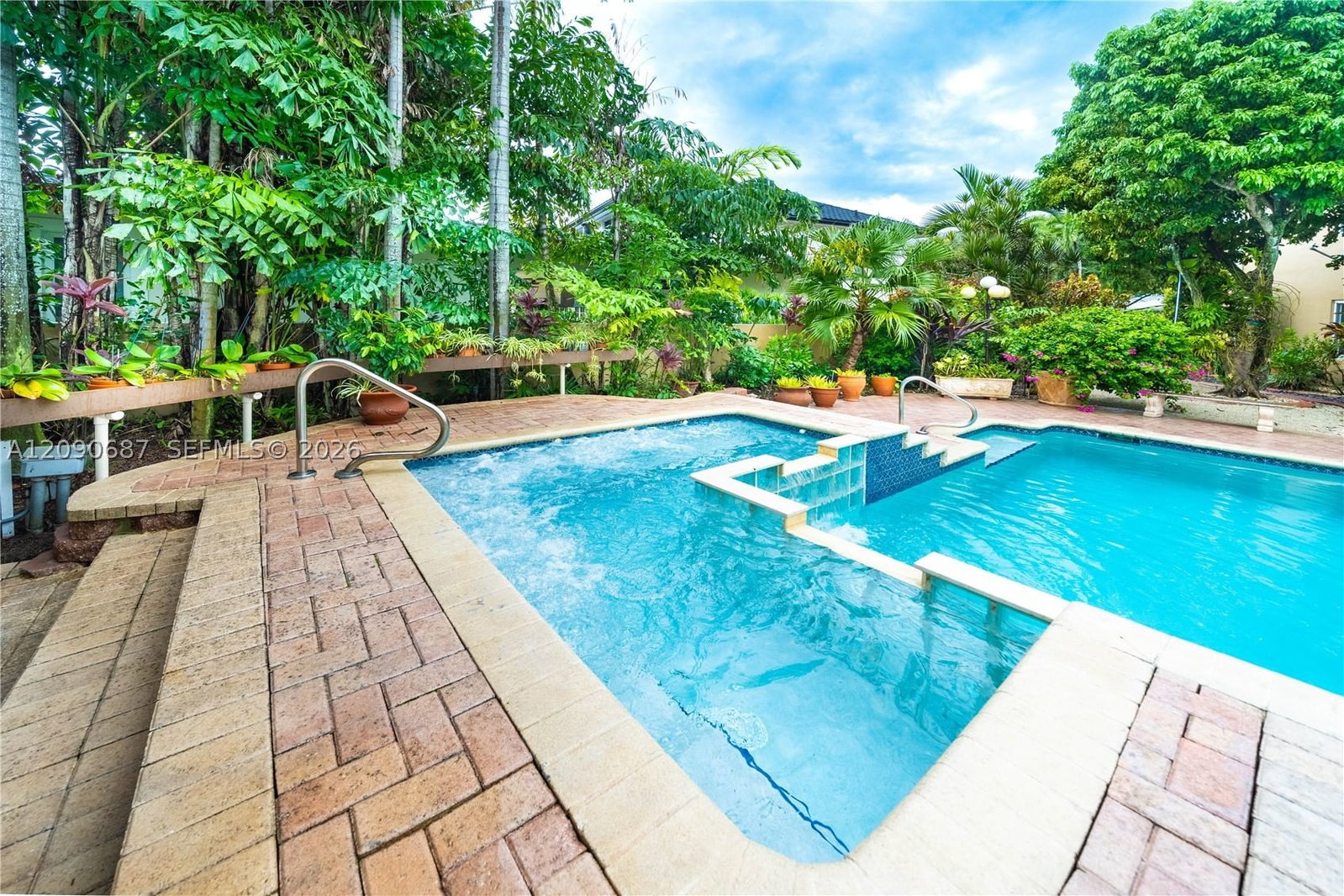 Real estate property located at 15935 82nd Ct, Miami-dade, Graham West, Miami Lakes, FL