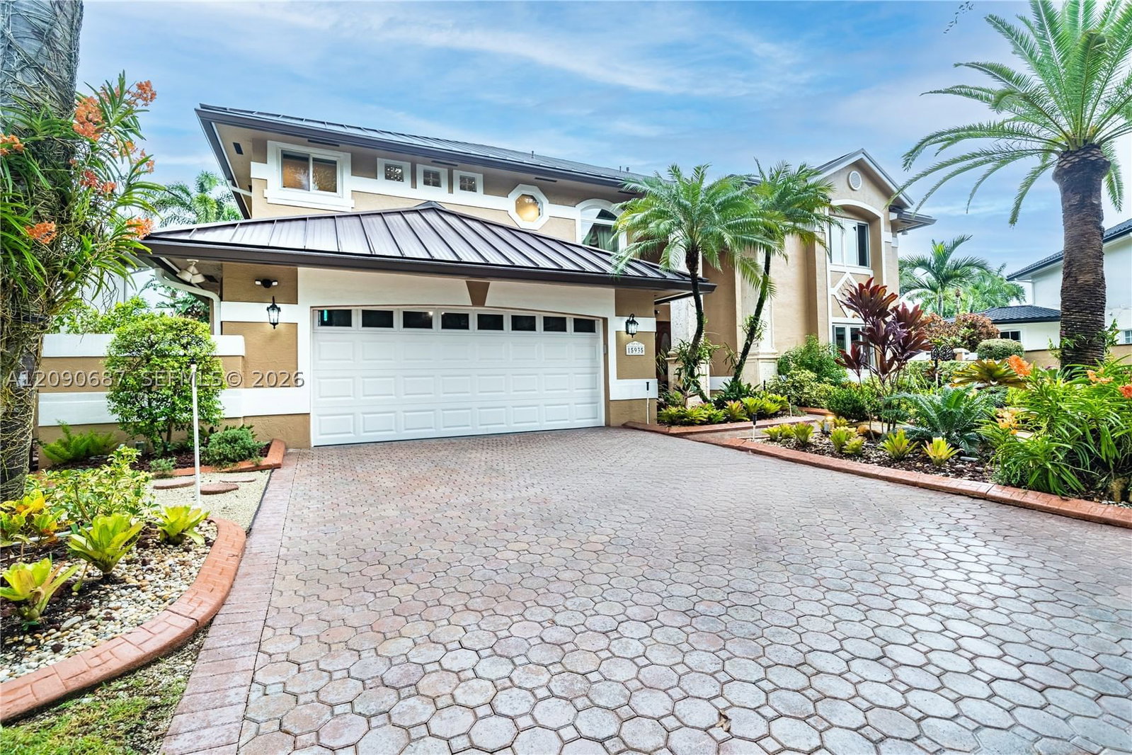 Real estate property located at 15935 82nd Ct, Miami-dade, Graham West, Miami Lakes, FL