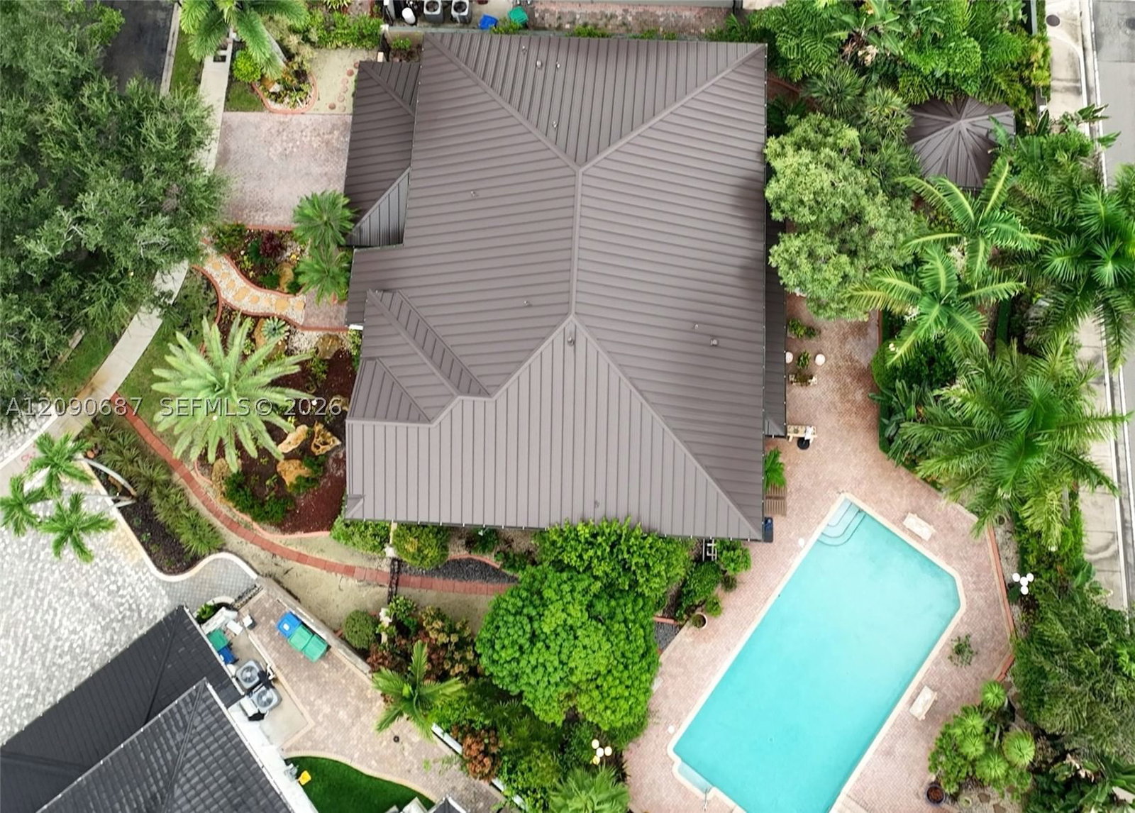 Real estate property located at 15935 82nd Ct, Miami-dade, Graham West, Miami Lakes, FL