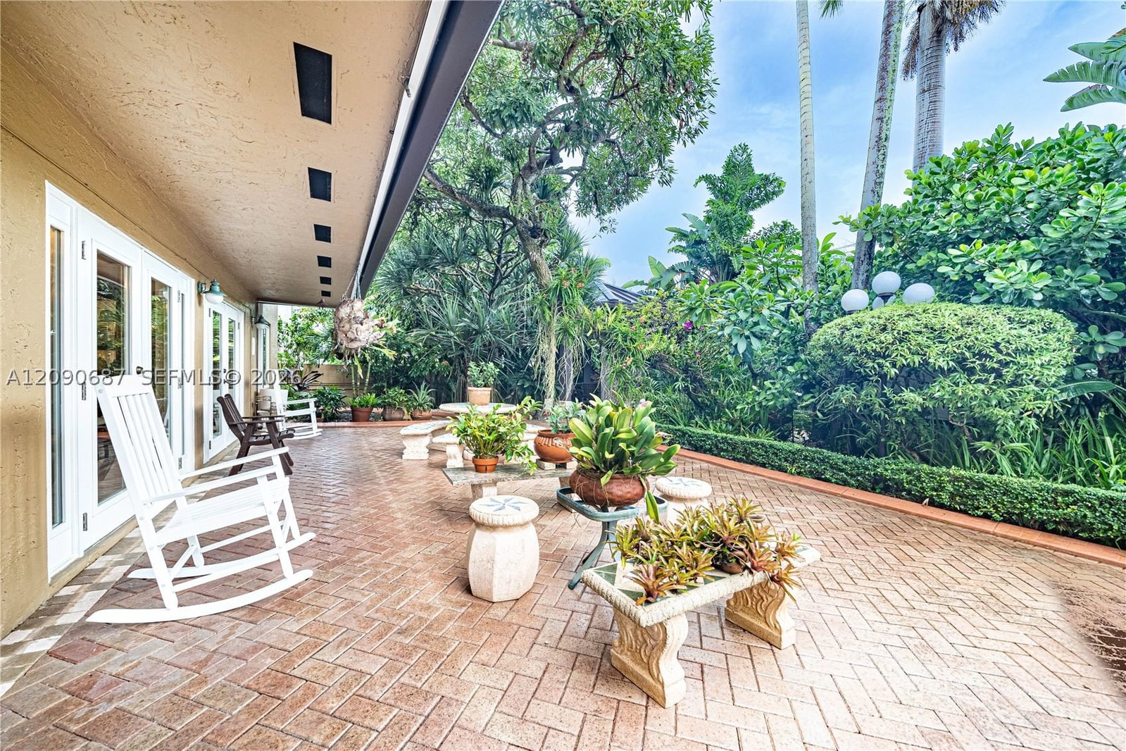 Real estate property located at 15935 82nd Ct, Miami-dade, Graham West, Miami Lakes, FL