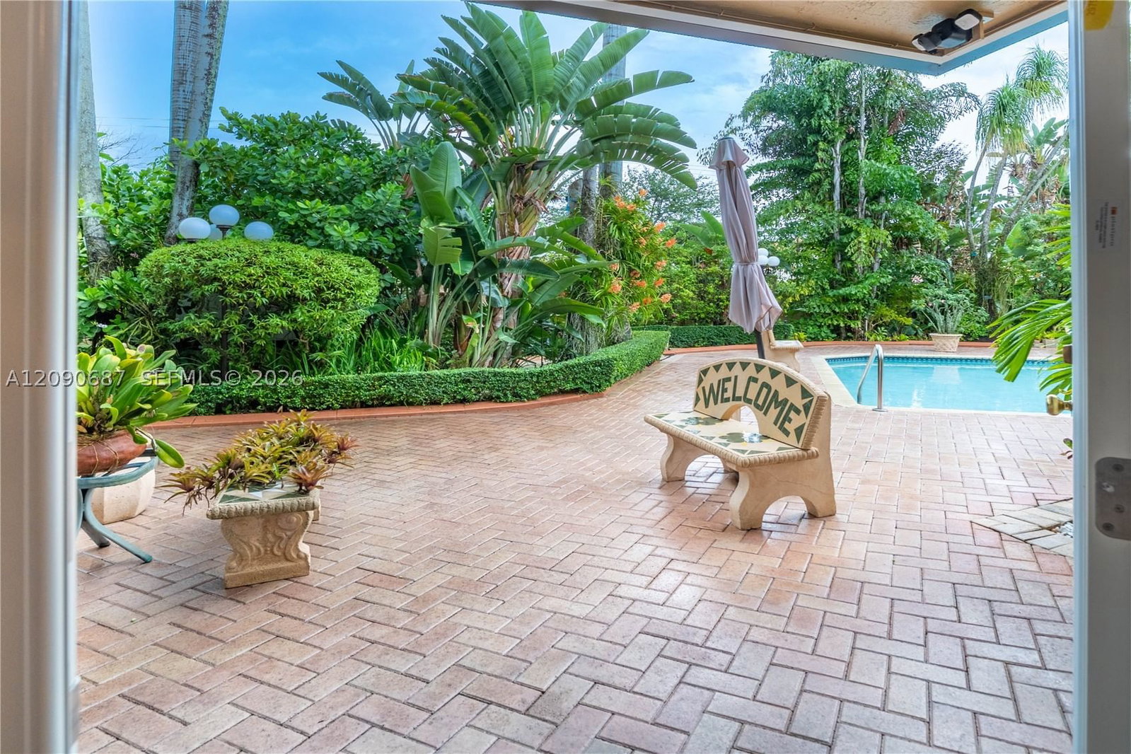 Real estate property located at 15935 82nd Ct, Miami-dade, Graham West, Miami Lakes, FL