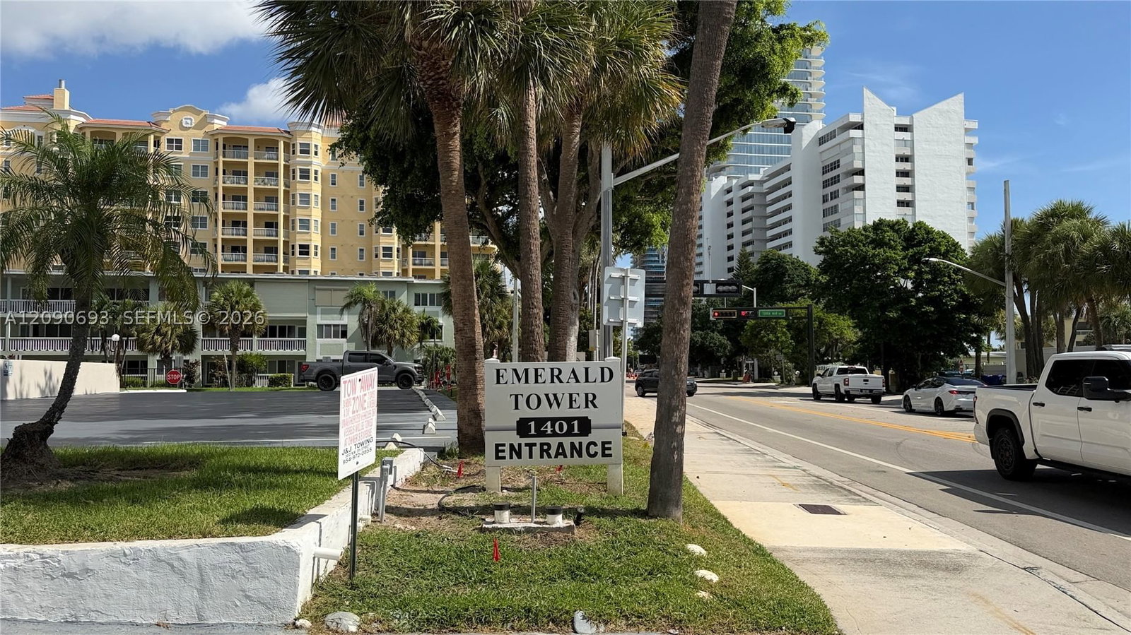 Real estate property located at 1401 Ocean Blvd #1001, Broward, Emerald Tower Condo, Pompano Beach, FL