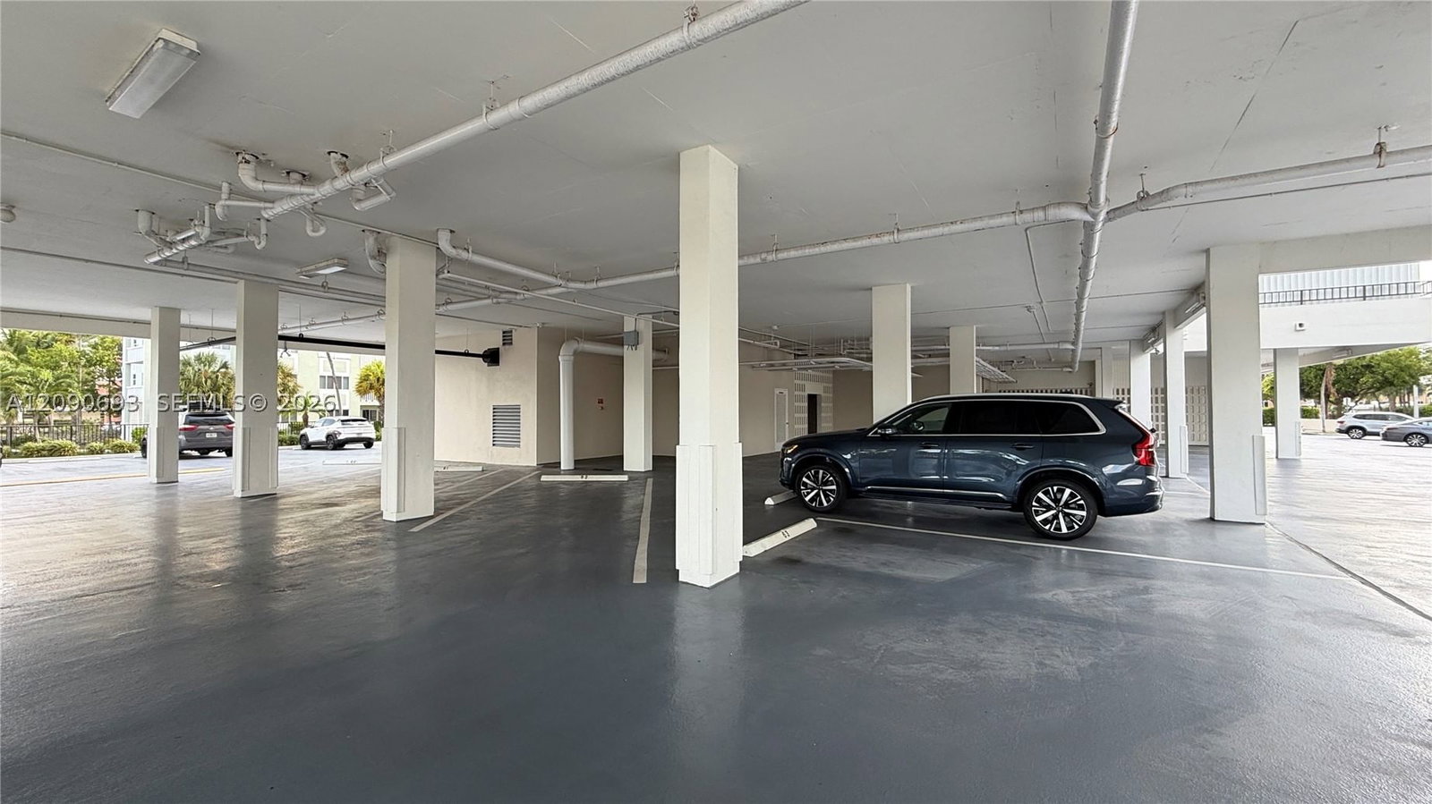 Real estate property located at 1401 Ocean Blvd #1001, Broward, Emerald Tower Condo, Pompano Beach, FL