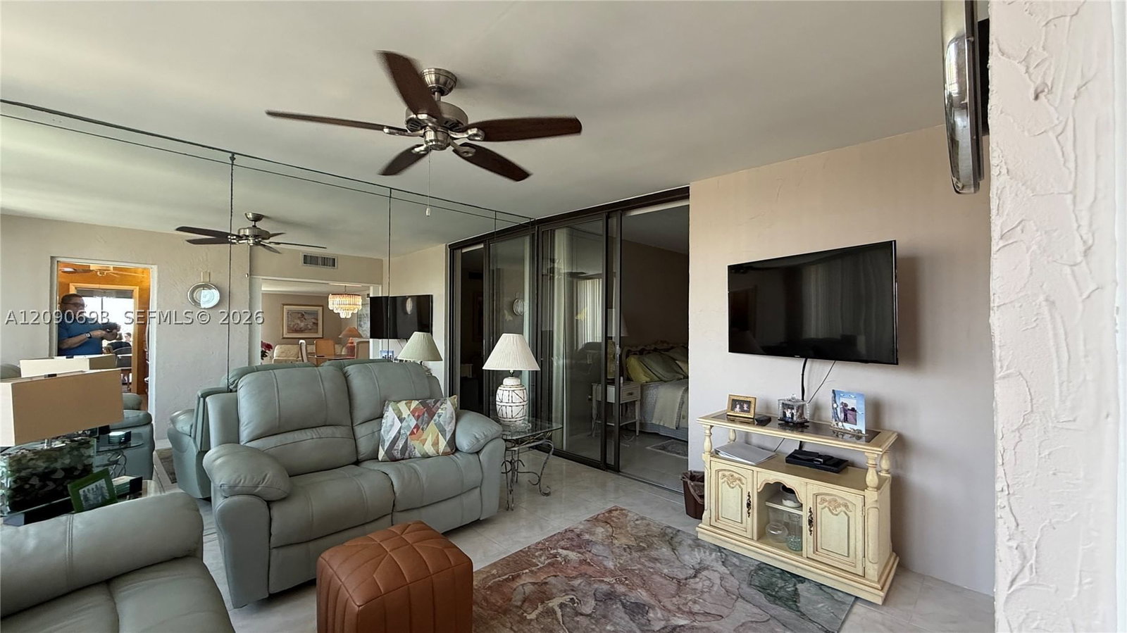 Real estate property located at 1401 Ocean Blvd #1001, Broward, Emerald Tower Condo, Pompano Beach, FL