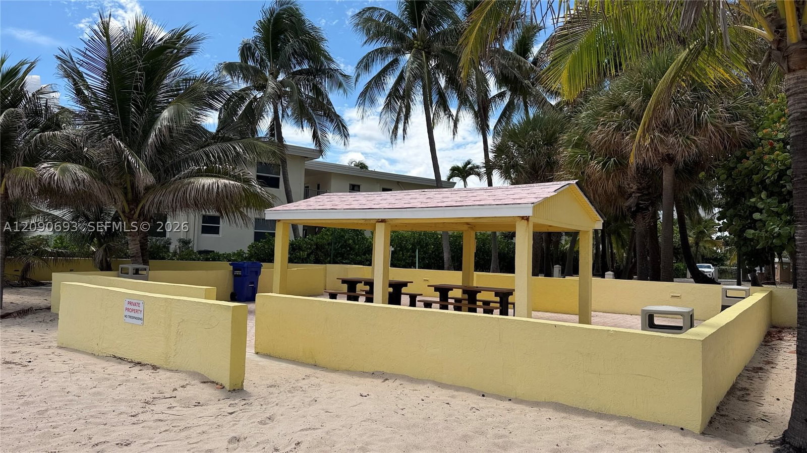 Real estate property located at 1401 Ocean Blvd #1001, Broward, Emerald Tower Condo, Pompano Beach, FL