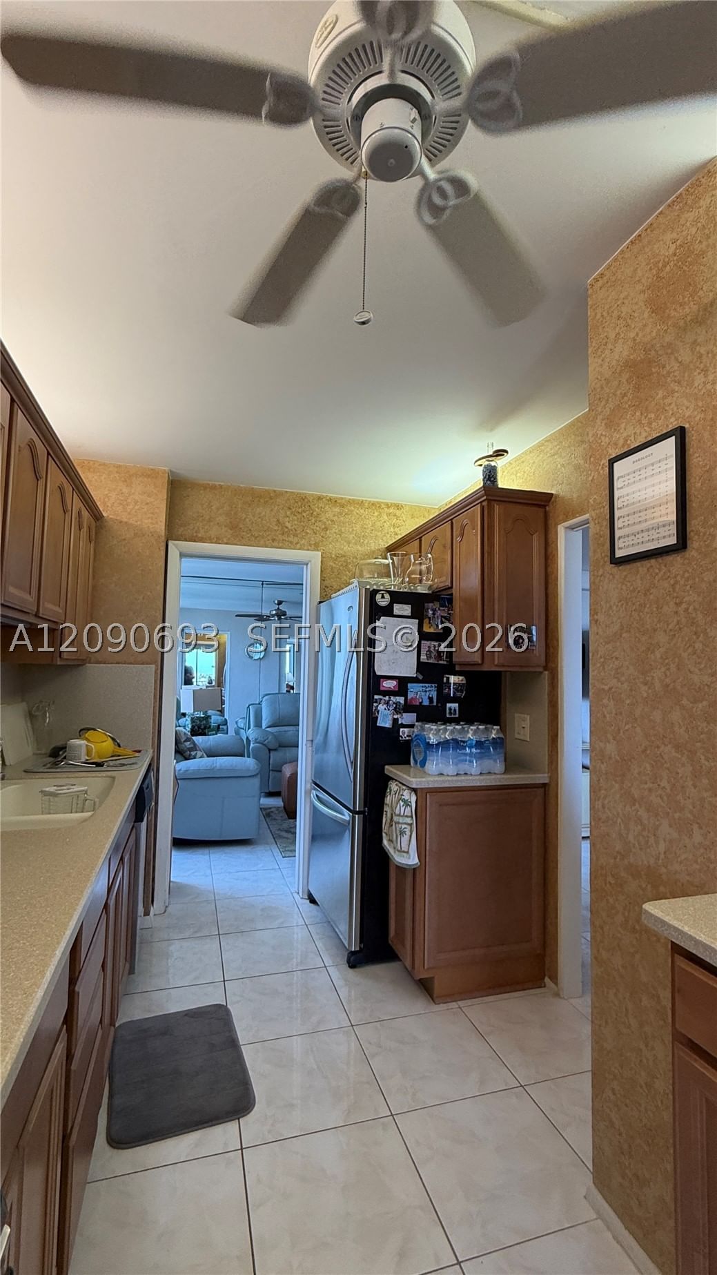 Real estate property located at 1401 Ocean Blvd #1001, Broward, Emerald Tower Condo, Pompano Beach, FL