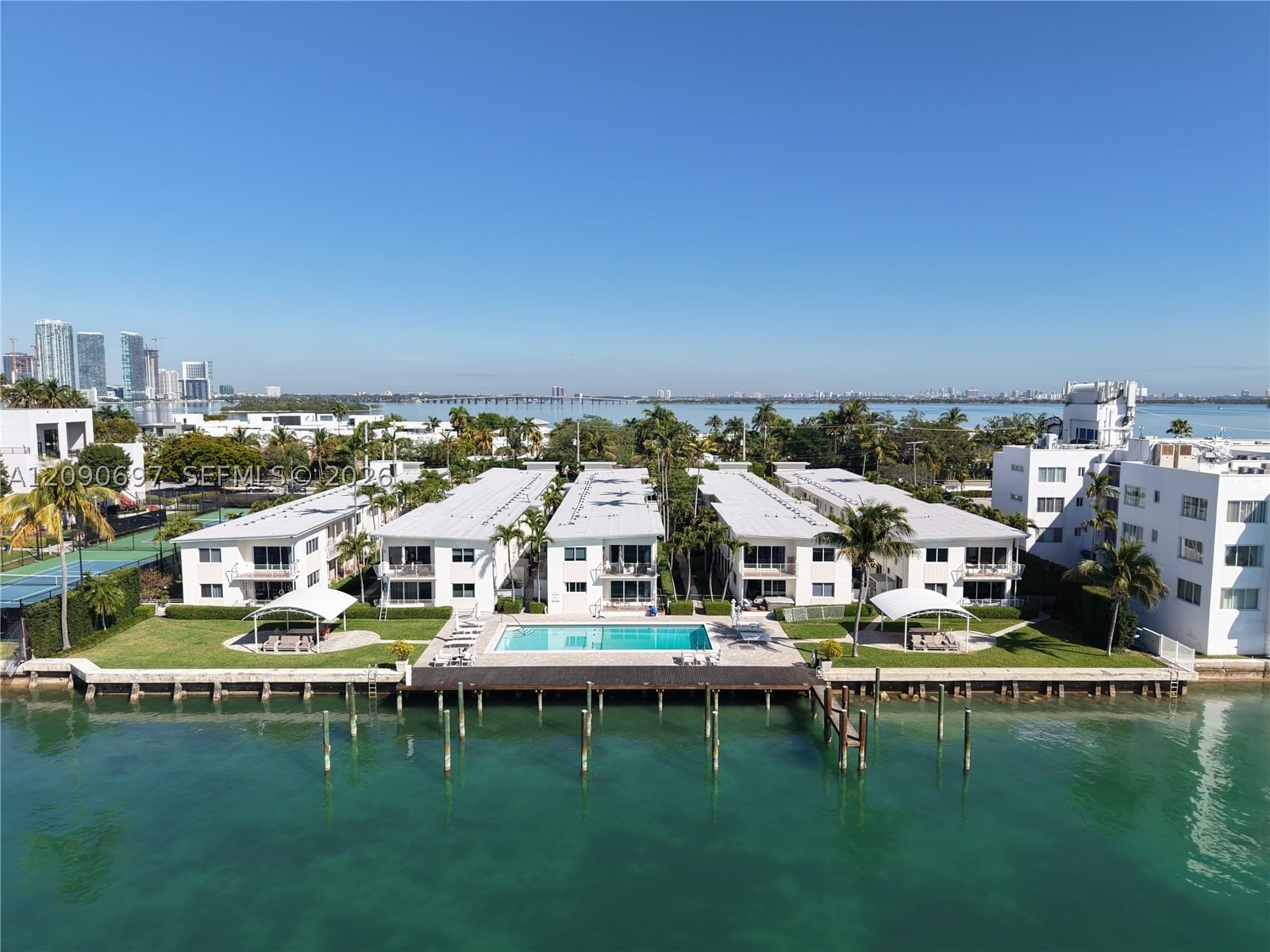 Real estate property located at 1130 Venetian Way #1D, Miami-dade, Sandpiper Villas Co-op, Miami, FL