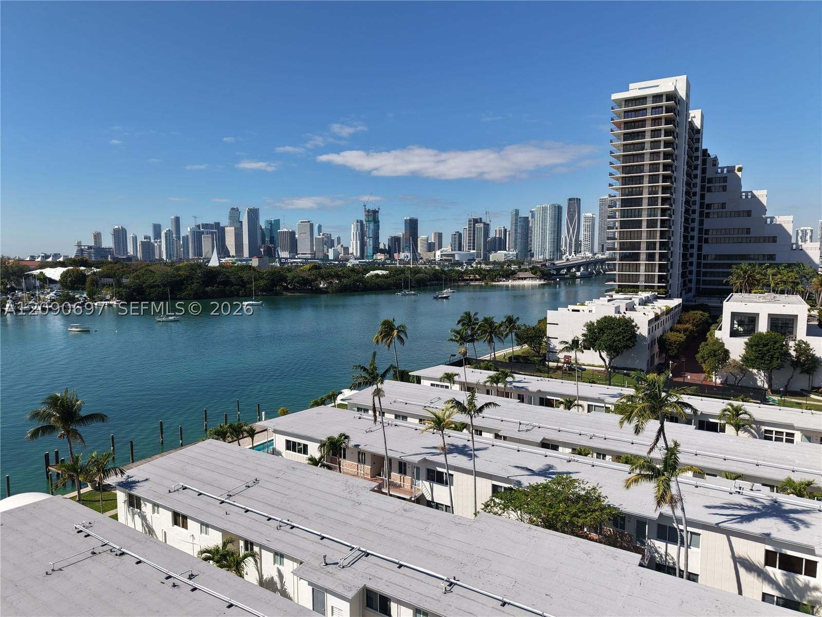Real estate property located at 1130 Venetian Way #1D, Miami-dade, Sandpiper Villas Co-op, Miami, FL