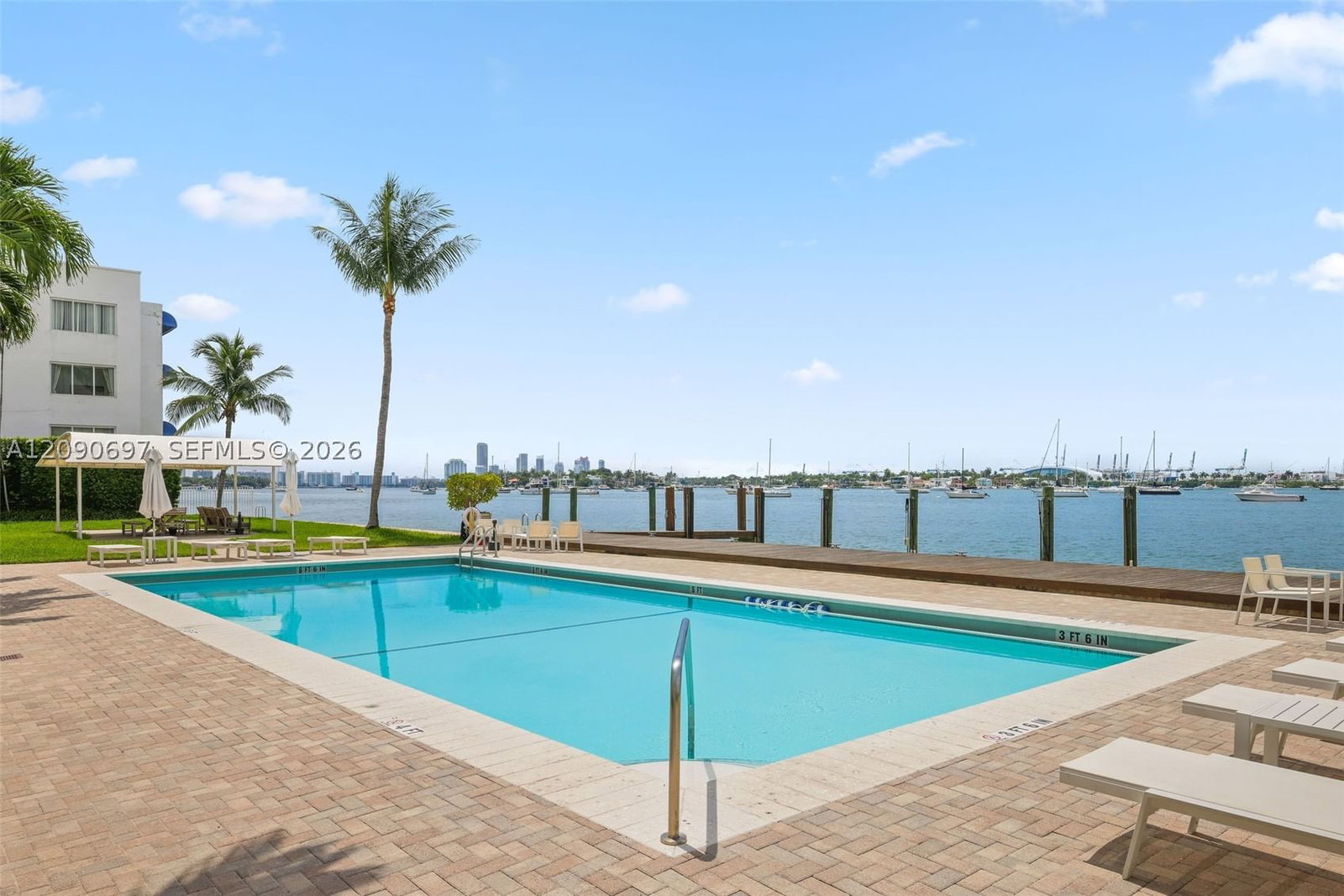 Real estate property located at 1130 Venetian Way #1D, Miami-dade, Sandpiper Villas Co-op, Miami, FL