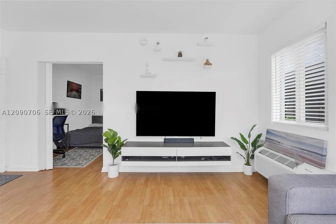 Real estate property located at 1027 Euclid Ave #12, Miami-dade, Vila Mara Condo, Miami Beach, FL