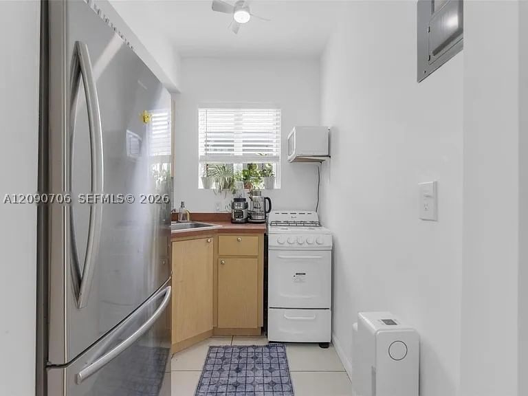 Real estate property located at 1027 Euclid Ave #12, Miami-dade, Vila Mara Condo, Miami Beach, FL
