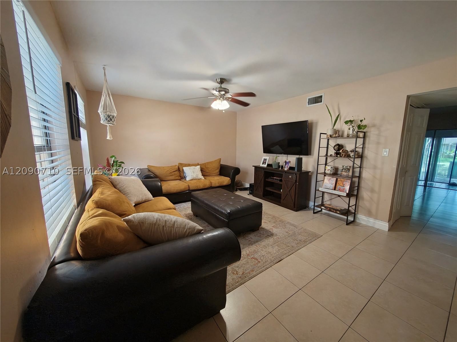 Real estate property located at 40 Pleasant Hill Ln #40, Broward, Shaker Village Phase 1, Tamarac, FL