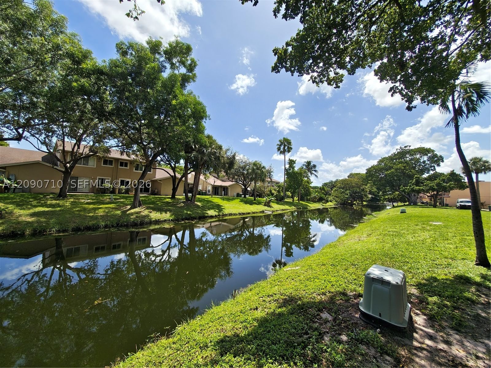 Real estate property located at 40 Pleasant Hill Ln #40, Broward, Shaker Village Phase 1, Tamarac, FL
