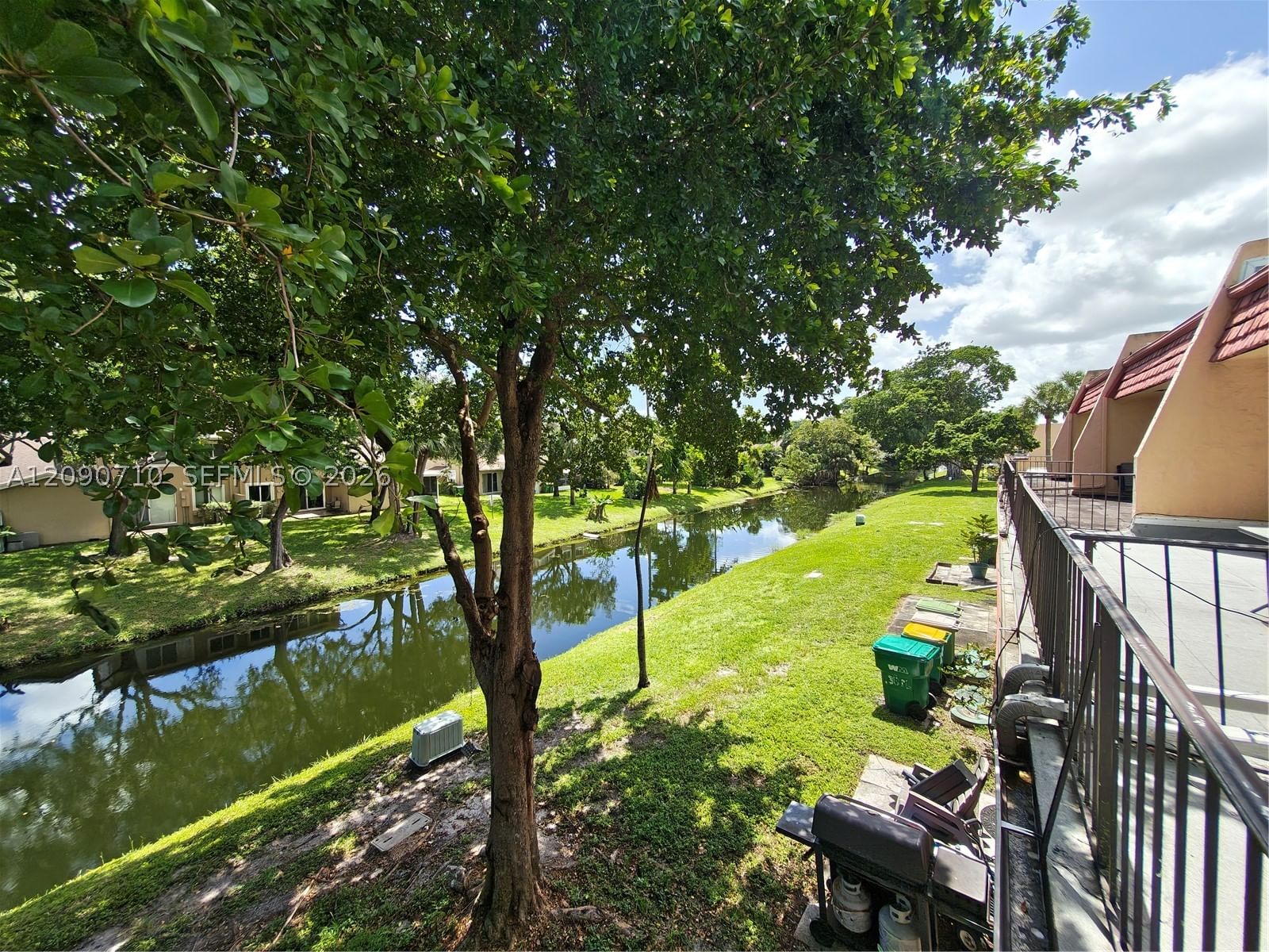 Real estate property located at 40 Pleasant Hill Ln #40, Broward, Shaker Village Phase 1, Tamarac, FL