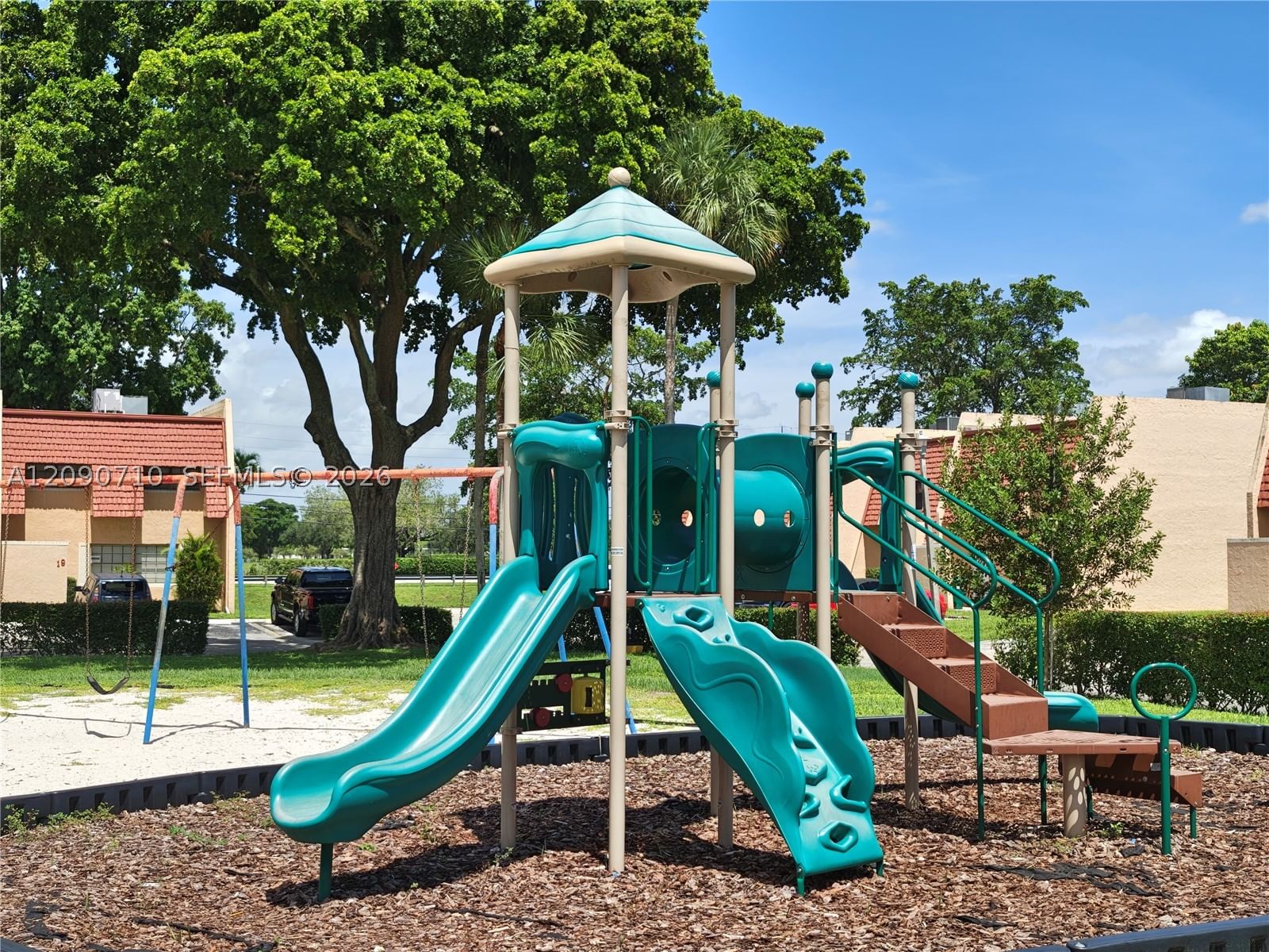 Real estate property located at 40 Pleasant Hill Ln #40, Broward, Shaker Village Phase 1, Tamarac, FL