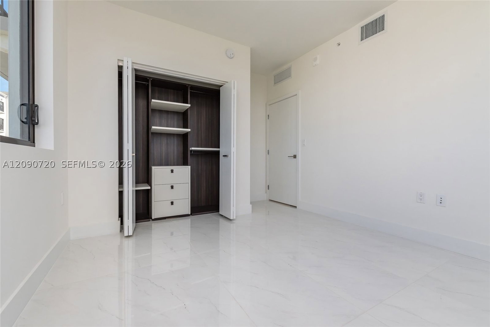 Real estate property located at 301 Altara Ave #734, Miami-dade, Merrick Manor Condo, Coral Gables, FL