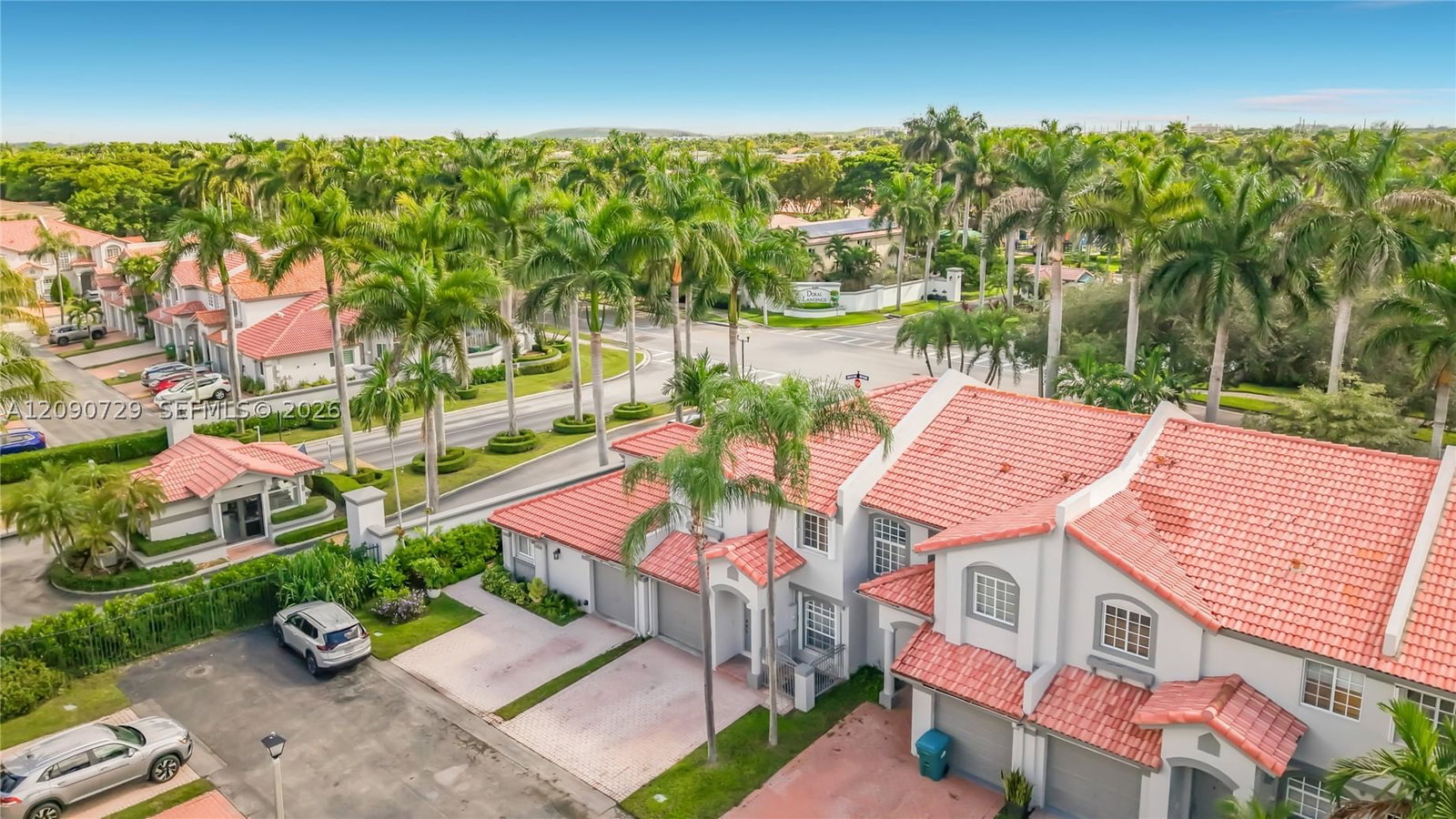 Real estate property located at 5073 114th Ct, Miami-dade, Doral Landings Townhomes, Doral, FL