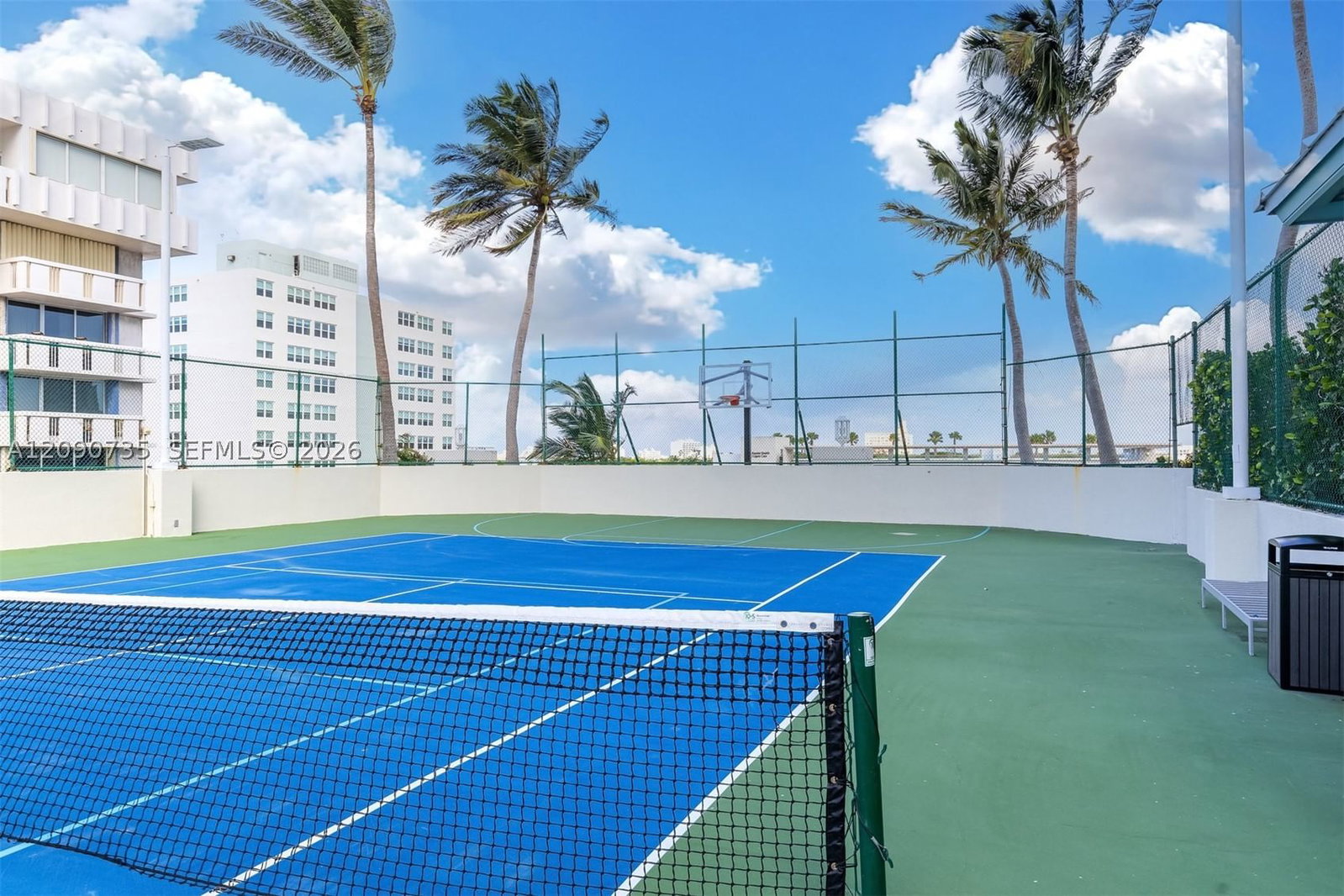 Real estate property located at 650 west ave #2710, Miami-dade, The Floridian Condo, Miami Beach, FL