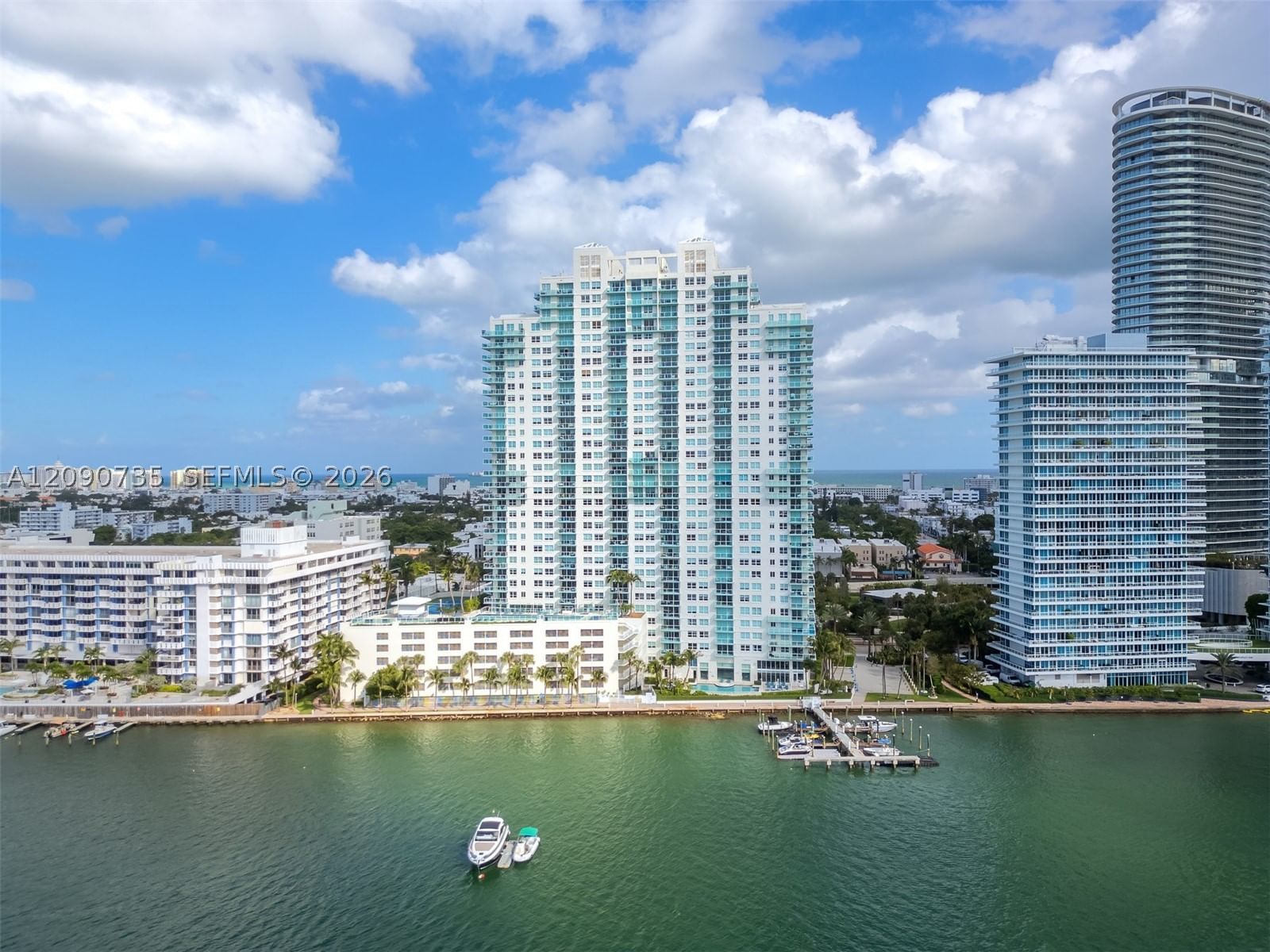 Real estate property located at 650 west ave #2710, Miami-dade, The Floridian Condo, Miami Beach, FL