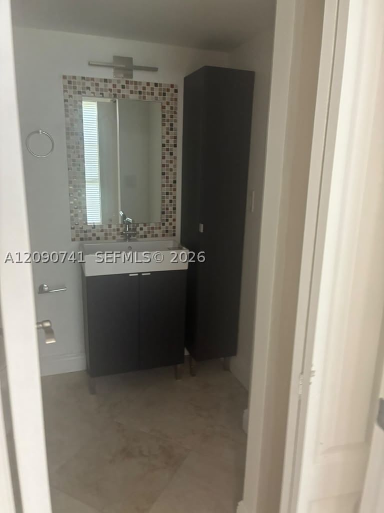Real estate property located at 3101 Country Club Dr #107, Miami-dade, Bravura Ii Condo, Aventura, FL