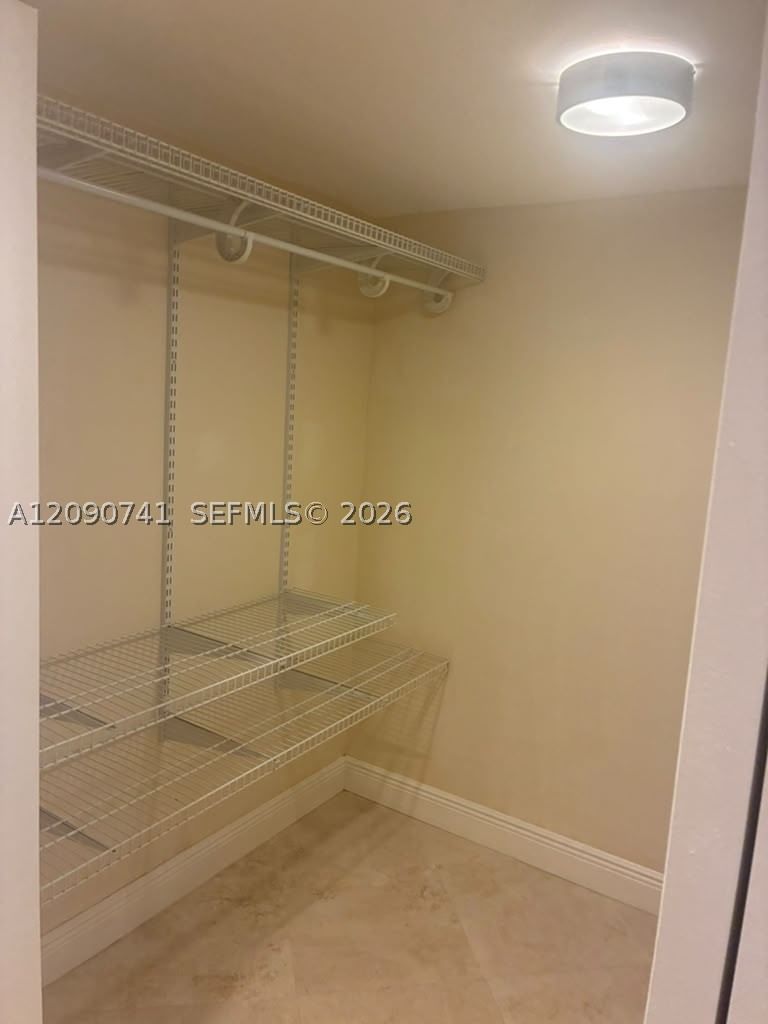 Real estate property located at 3101 Country Club Dr #107, Miami-dade, Bravura Ii Condo, Aventura, FL