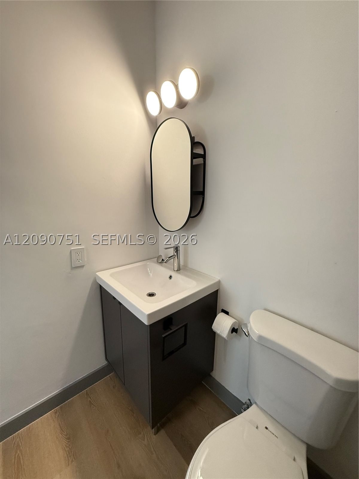 Real estate property located at 1320 Drexel Ave #302, Miami-dade, Windsor Plaza Condo, Miami Beach, FL