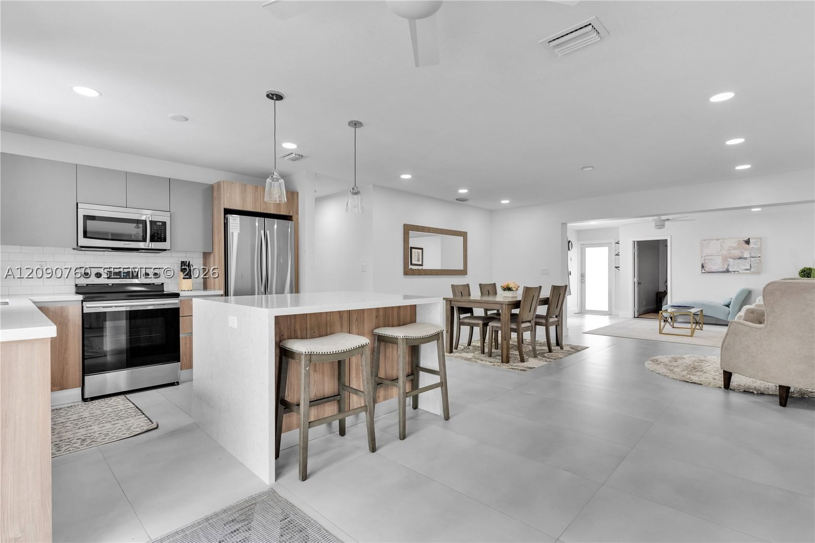 Real estate property located at 617 30th Ct, Broward, Boulevard Estates Amen, Wilton Manors, FL