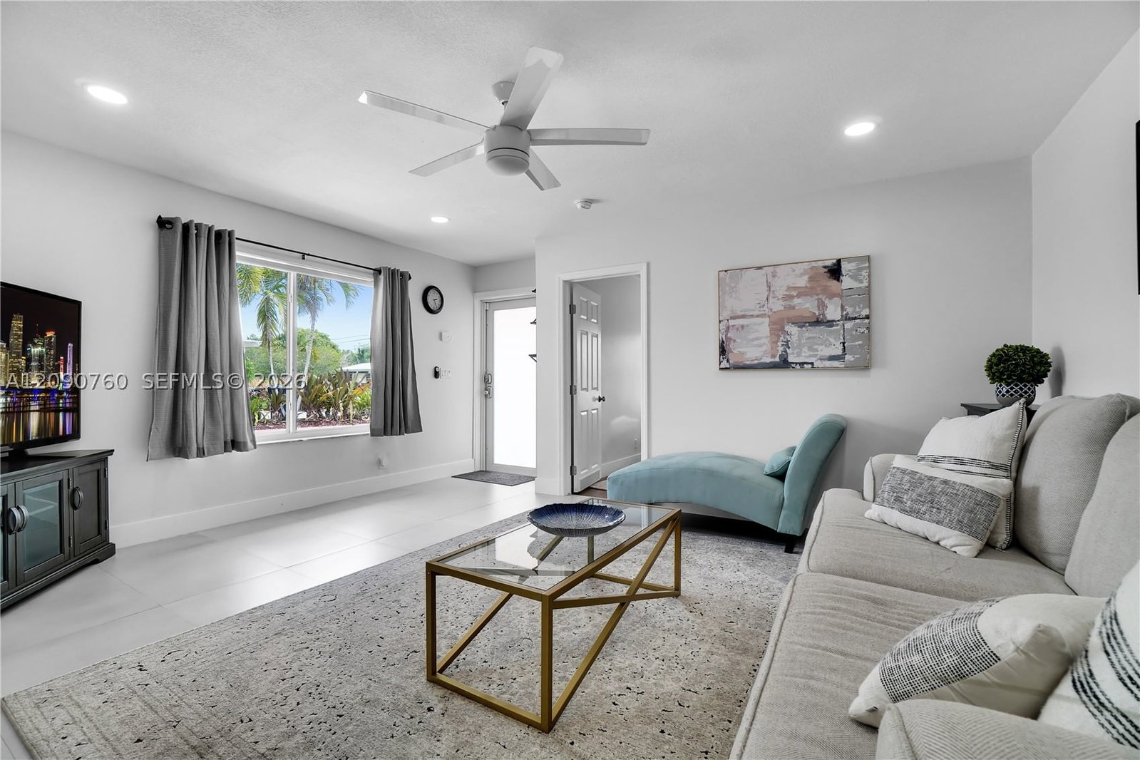 Real estate property located at 617 30th Ct, Broward, Boulevard Estates Amen, Wilton Manors, FL