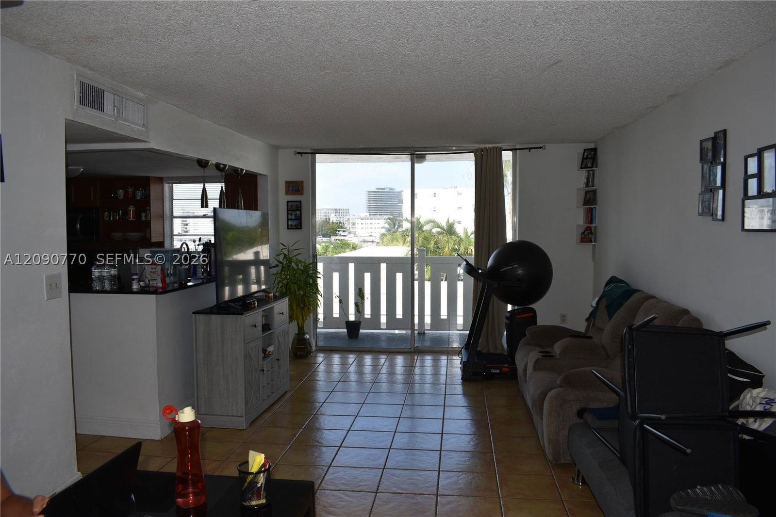 Real estate property located at , Miami-dade, Waterway Plaza Condo, Miami Beach, FL