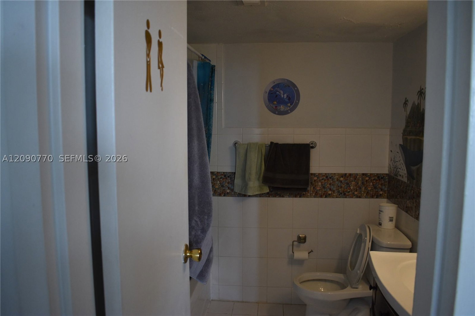 Real estate property located at , Miami-dade, Waterway Plaza Condo, Miami Beach, FL