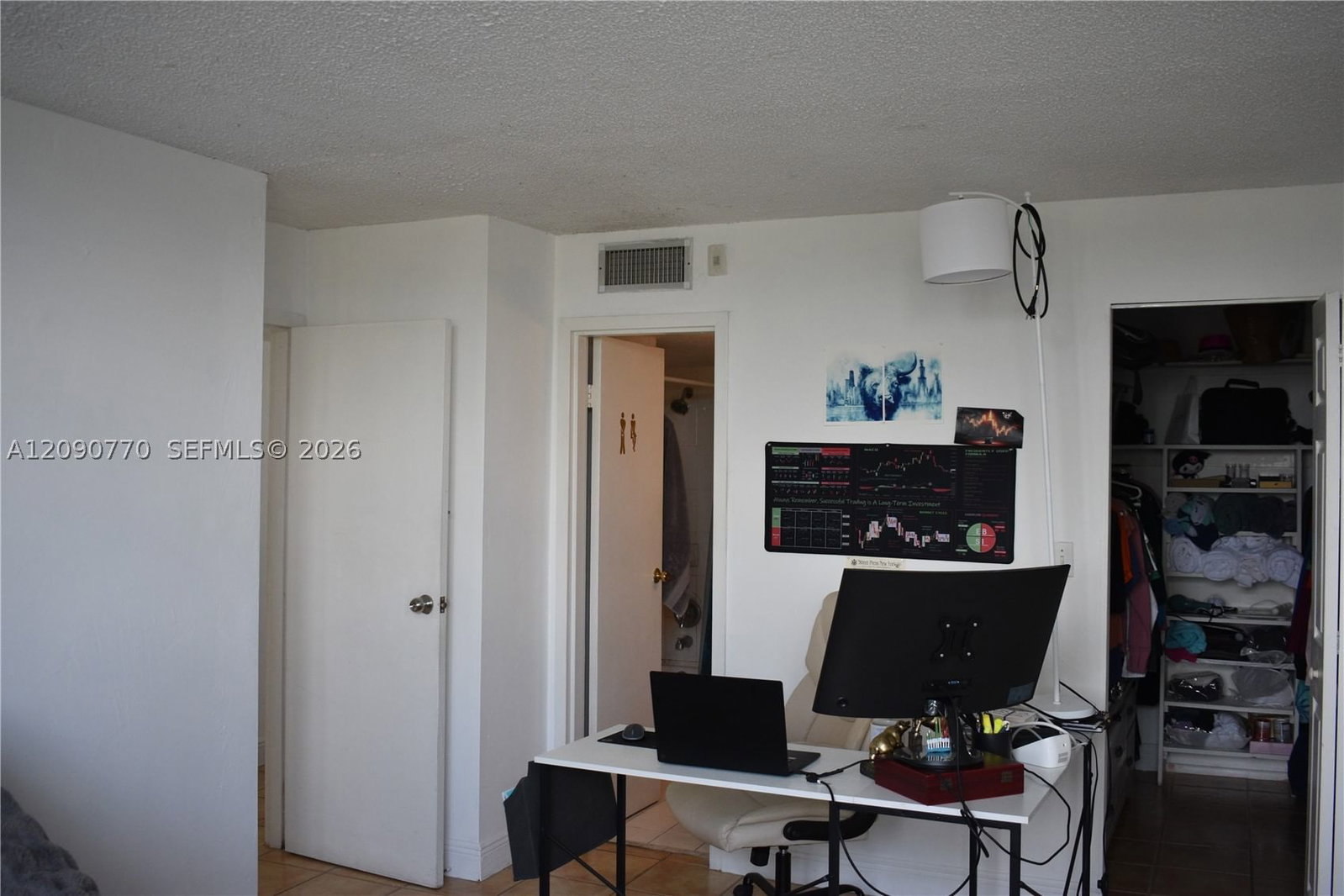 Real estate property located at , Miami-dade, Waterway Plaza Condo, Miami Beach, FL