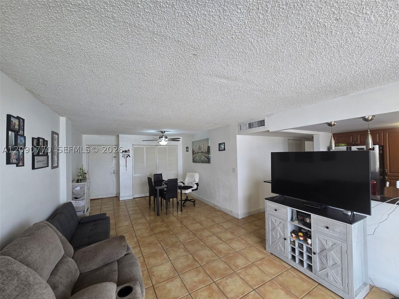 Real estate property located at , Miami-dade, Waterway Plaza Condo, Miami Beach, FL
