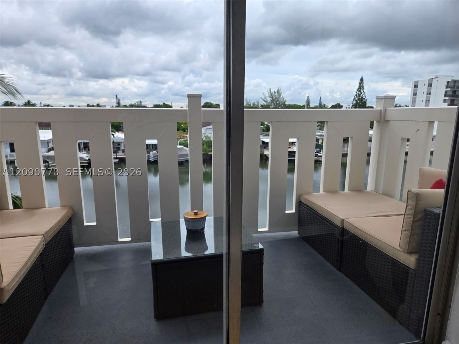 Real estate property located at , Miami-dade, Waterway Plaza Condo, Miami Beach, FL
