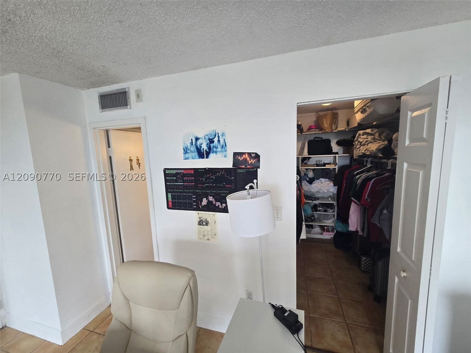 Real estate property located at , Miami-dade, Waterway Plaza Condo, Miami Beach, FL