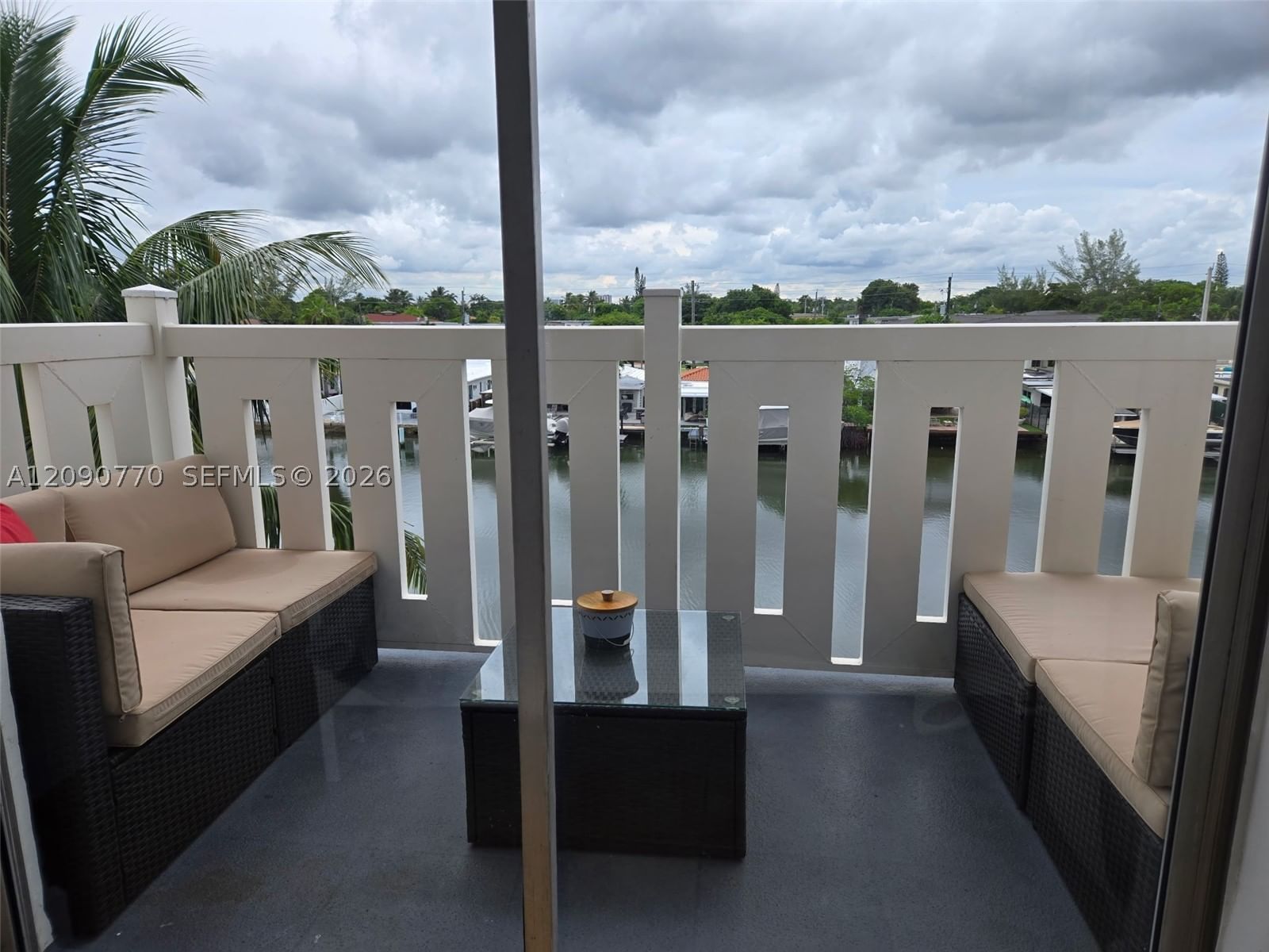 Real estate property located at , Miami-dade, Waterway Plaza Condo, Miami Beach, FL