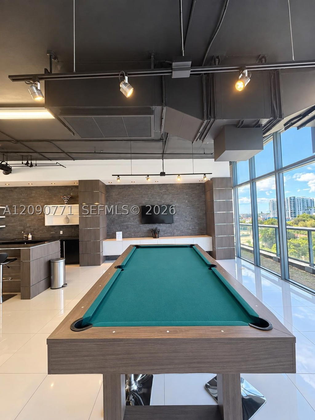 Real estate property located at 601 36th St #3105, Miami-dade, Blue Condo, Miami, FL