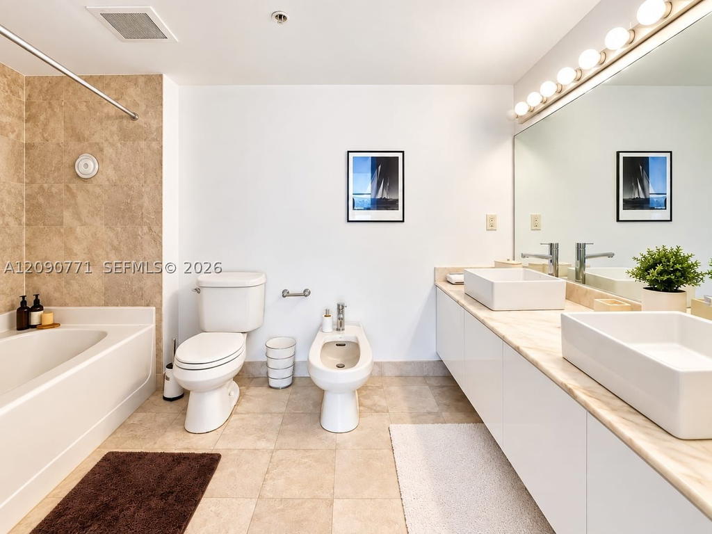 Real estate property located at 601 36th St #3105, Miami-dade, Blue Condo, Miami, FL
