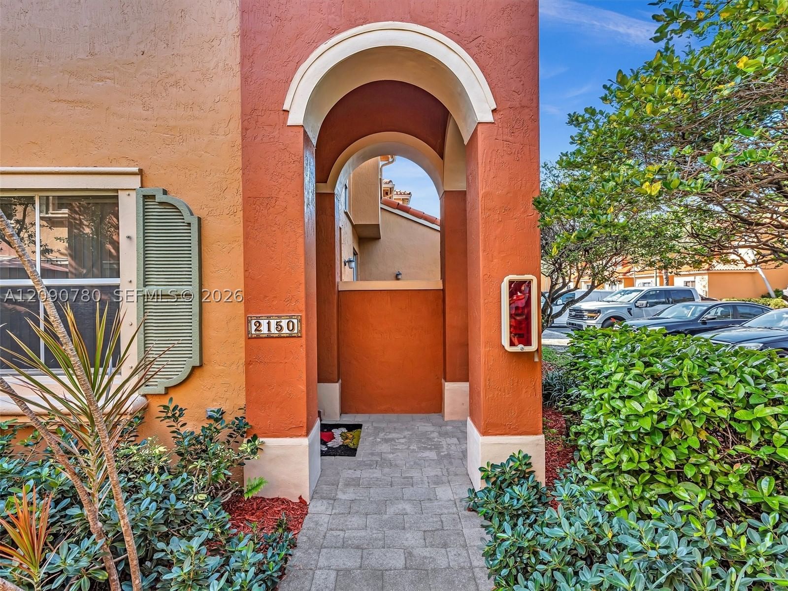 Real estate property located at 2150 Anchor Ct #2310, Broward, Villas At Harbor Isles Co, Dania Beach, FL