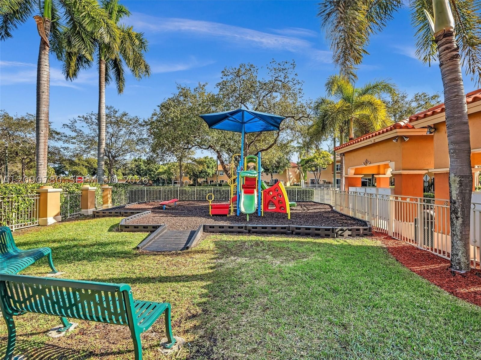 Real estate property located at 2150 Anchor Ct #2310, Broward, Villas At Harbor Isles Co, Dania Beach, FL