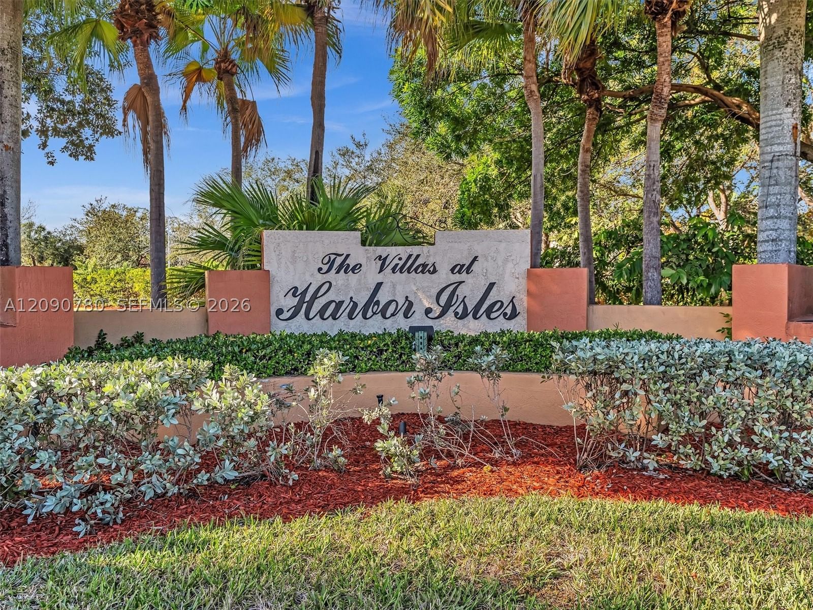 Real estate property located at 2150 Anchor Ct #2310, Broward, Villas At Harbor Isles Co, Dania Beach, FL