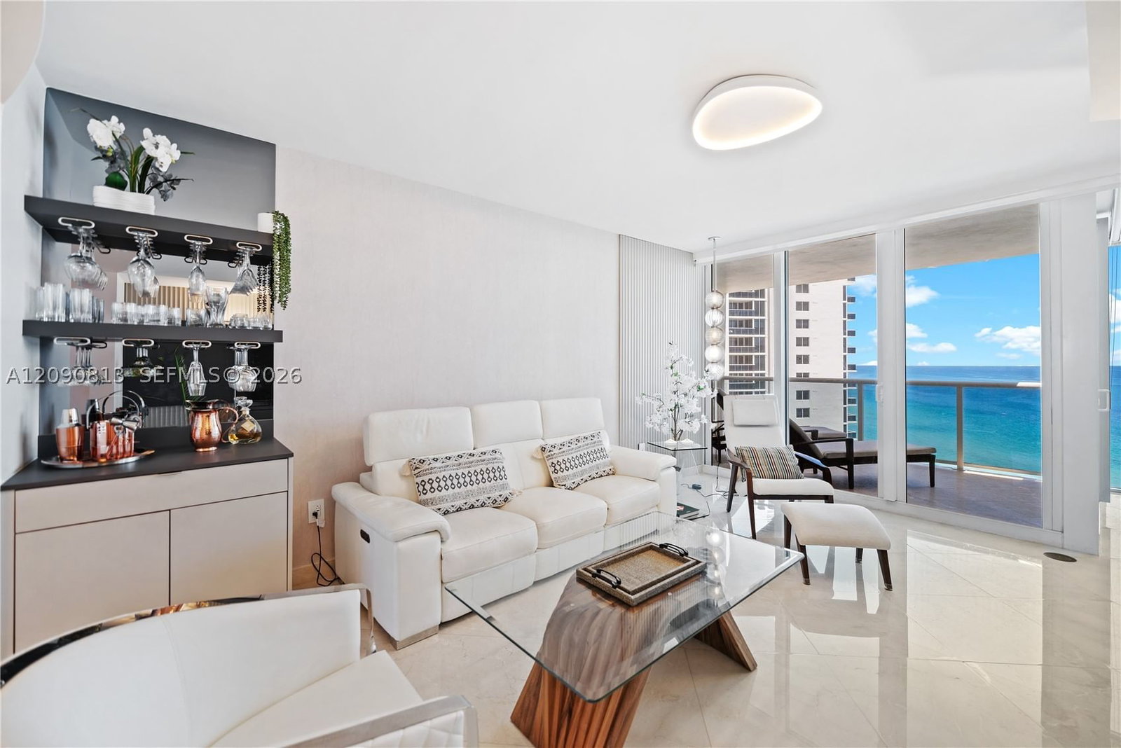 Real estate property located at 19111 Collins Ave #2207, Miami-dade, Ocean Two Condo, Sunny Isles Beach, FL