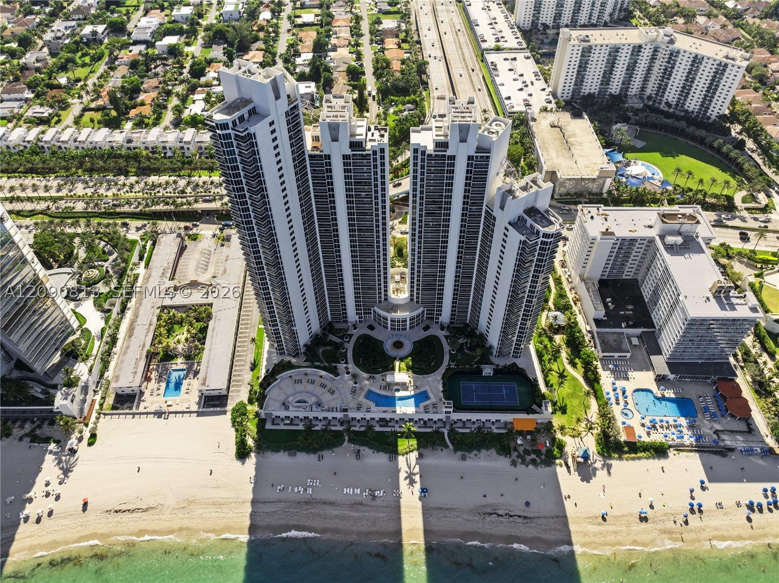Real estate property located at 19111 Collins Ave #2207, Miami-dade, Ocean Two Condo, Sunny Isles Beach, FL