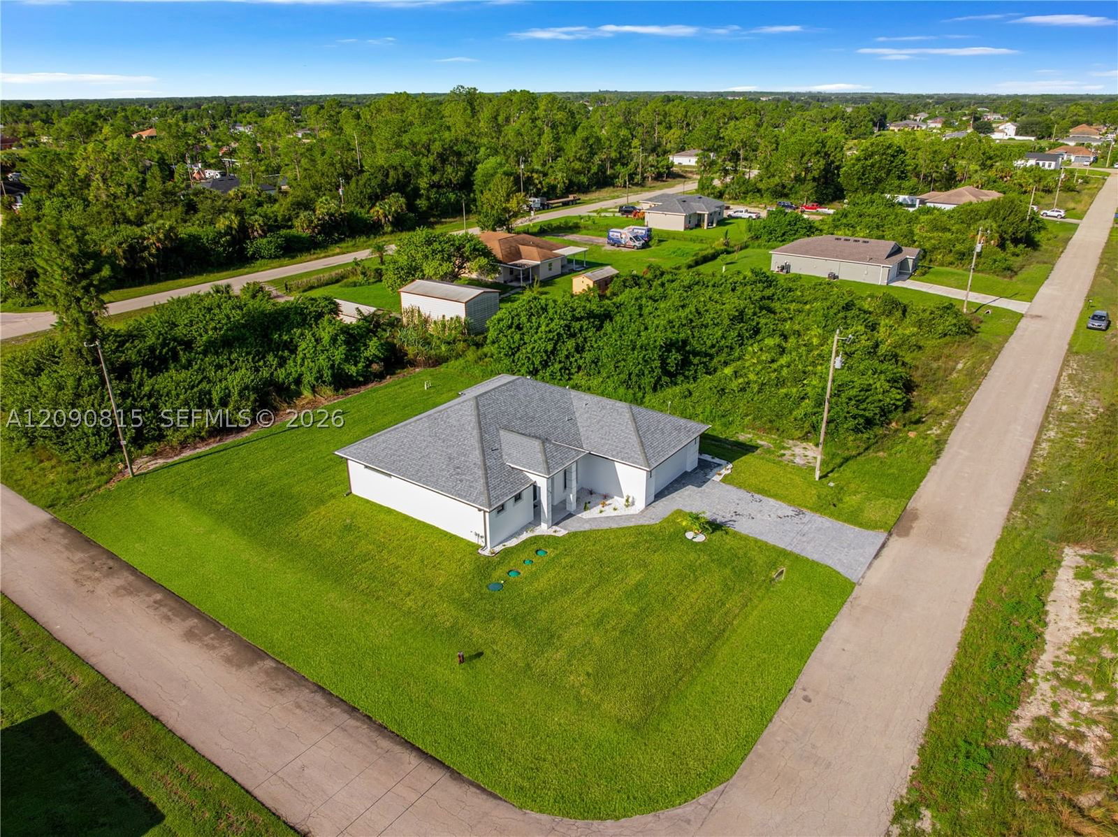 Real estate property located at 736 Chambers St, Lee, Lehigh Acres, Lehigh Acres, FL