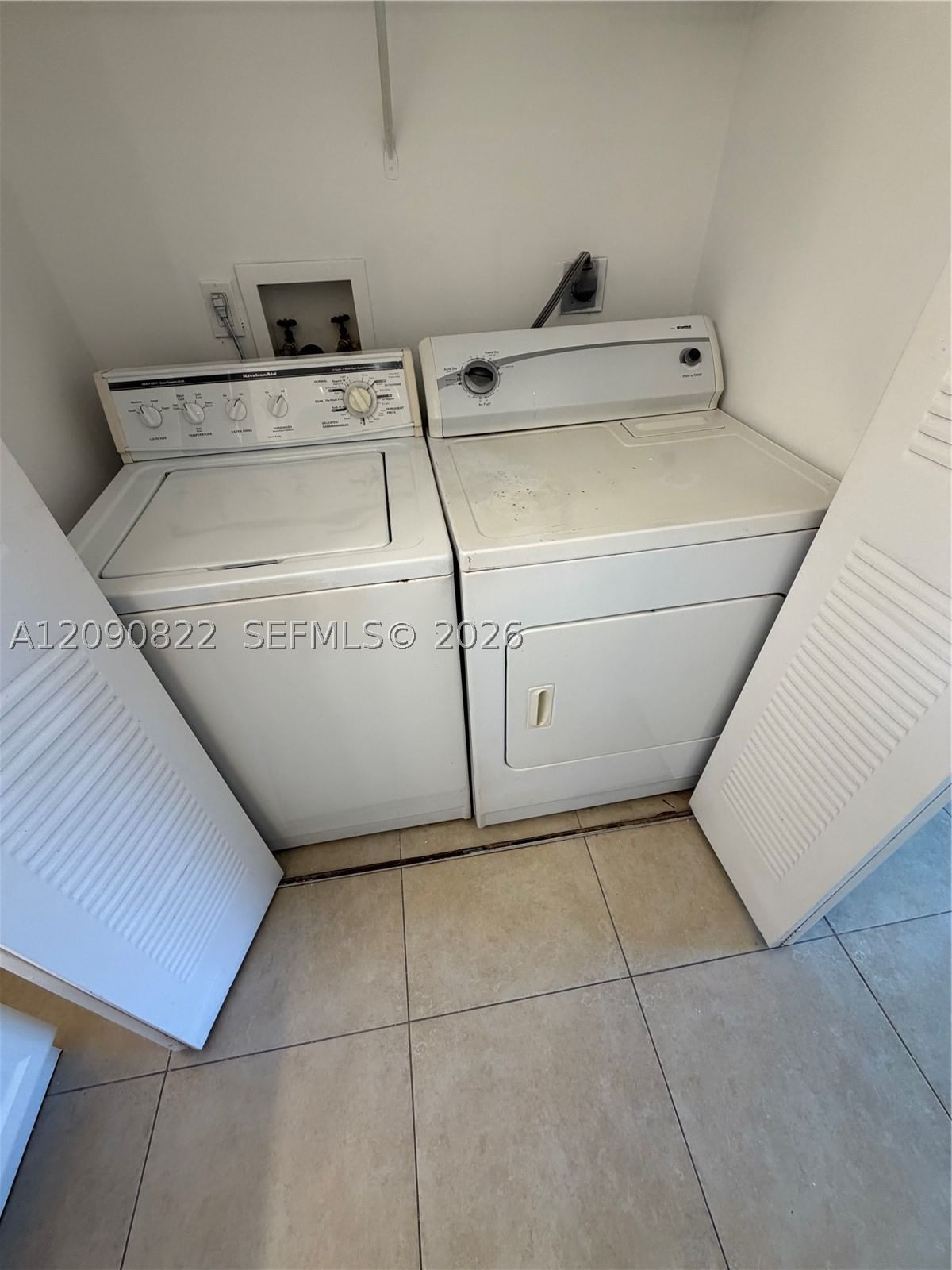 Real estate property located at 12124 Saint Andrews Pl #206, Broward, St Andrews Condo, Miramar, FL