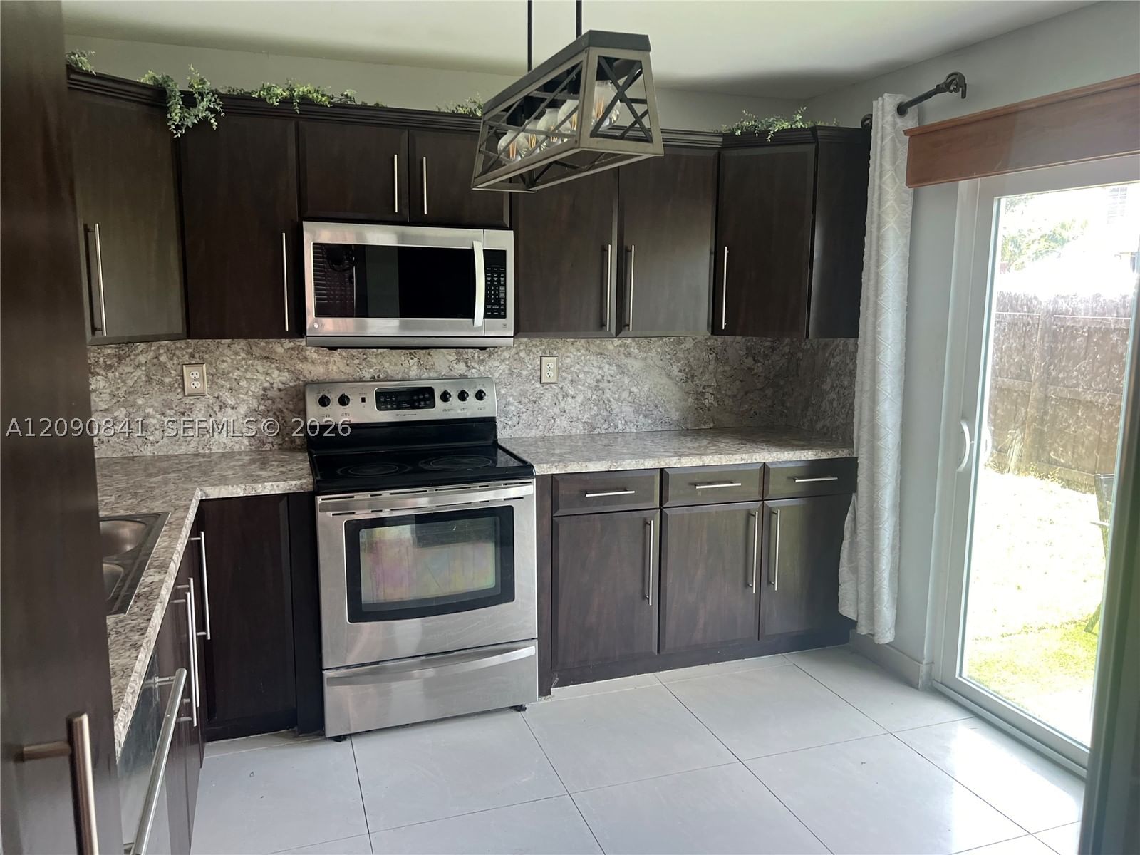 Real estate property located at 5788 Woodland Point Dr, Broward, Villas At Woodland Greens, Tamarac, FL