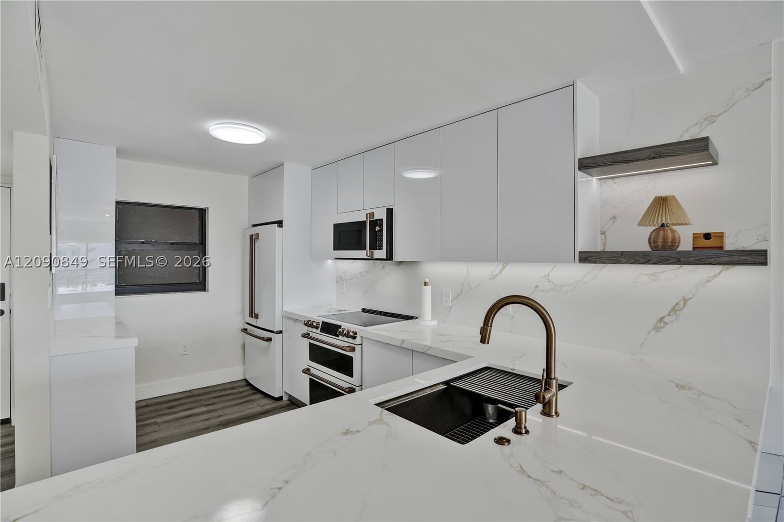 Real estate property located at , Miami-dade, Frances Condo Apts, Miami Beach, FL
