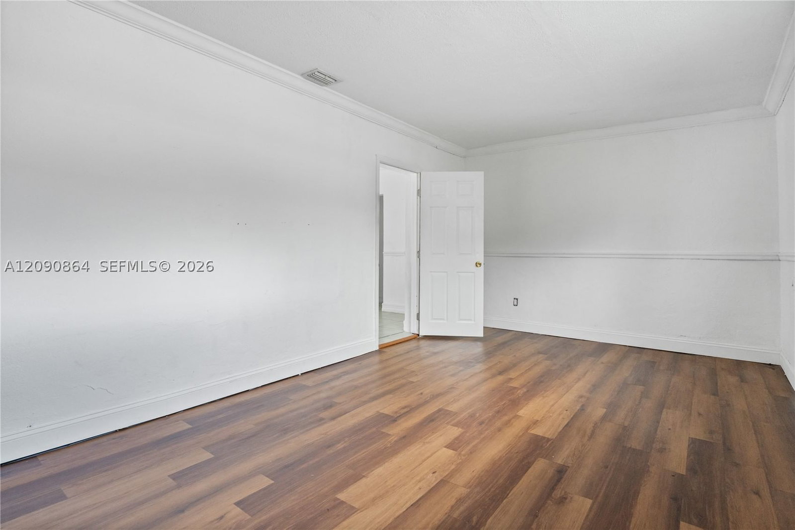 Real estate property located at 580 Lee Dr, Miami-dade, Edgewater Park Amd Pl, Miami Springs, FL