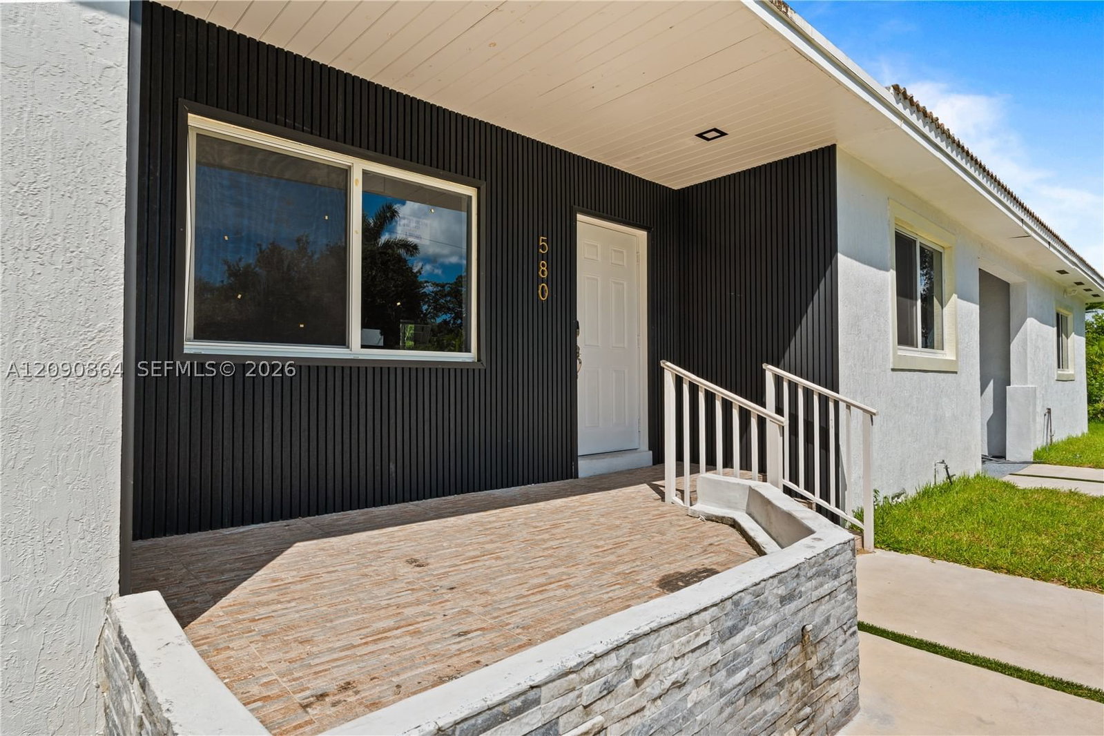 Real estate property located at 580 Lee Dr, Miami-dade, Edgewater Park Amd Pl, Miami Springs, FL